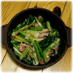 レンジで簡単！小松菜の蒸し焼き